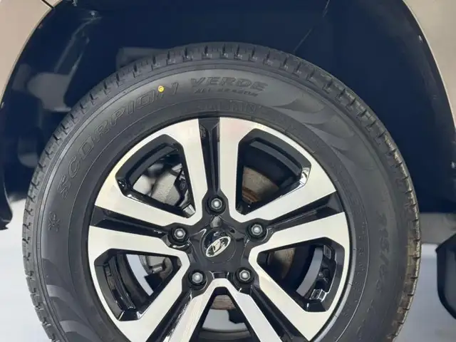 Lada (ВАЗ) Niva Travel 2025 - Выбор фото 7