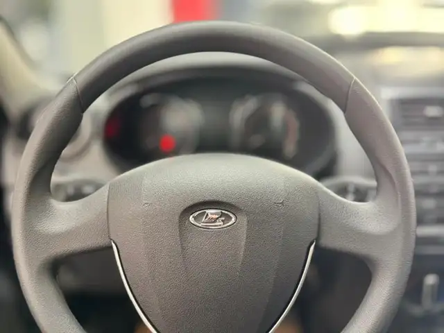 Lada (ВАЗ) Granta 2025 - Выбор фото 7