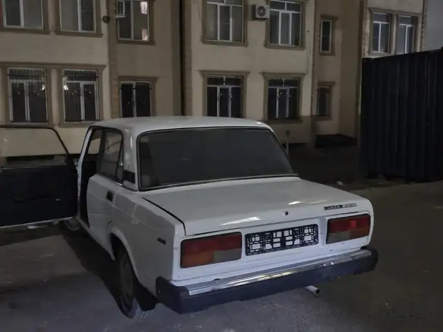 Lada (ВАЗ) 2107 2004 - Выбор фото 8