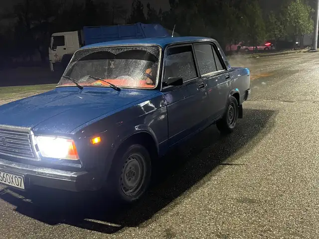 Lada (ВАЗ) 2107 2002 - Выбор фото 1