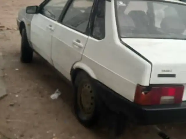 Lada (ВАЗ) 21099 1998 - Выбор фото 1