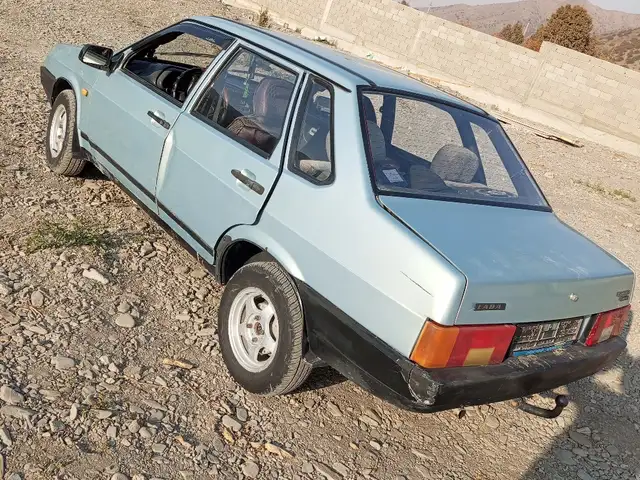 Lada (ВАЗ) 21099 2000 - Выбор фото 1