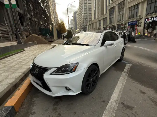 Lexus IS 2011 - Выбор фото 1