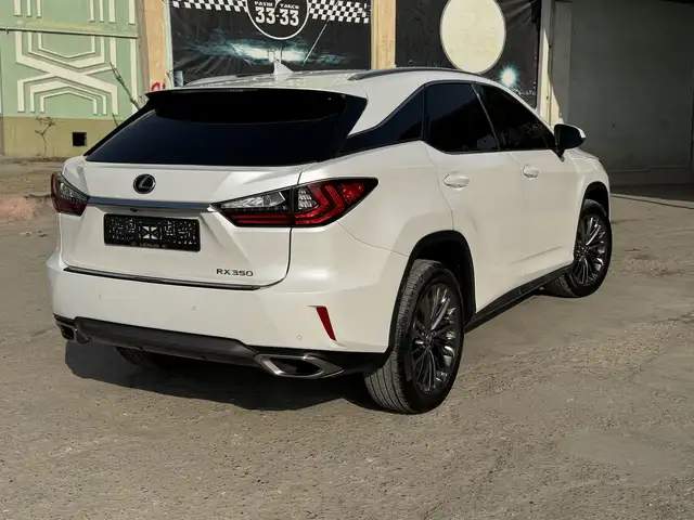 Lexus RX 2019 - Выбор фото 5