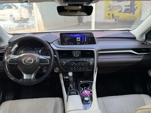 Lexus RX 2019 - Выбор фото 6