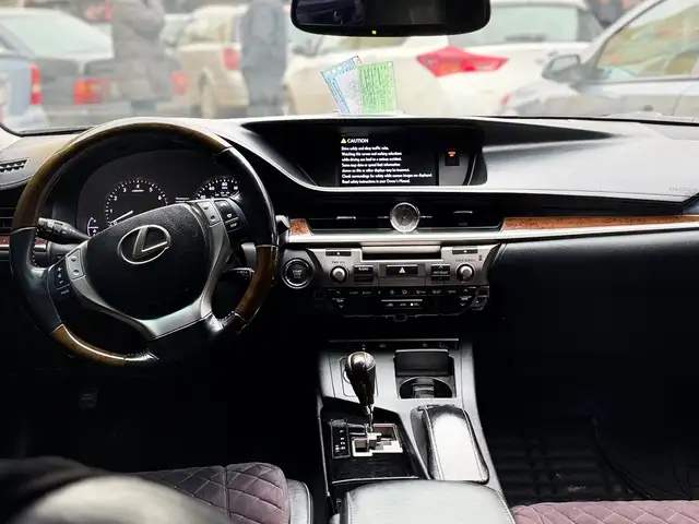 Lexus ES 2015 - Выбор фото 6