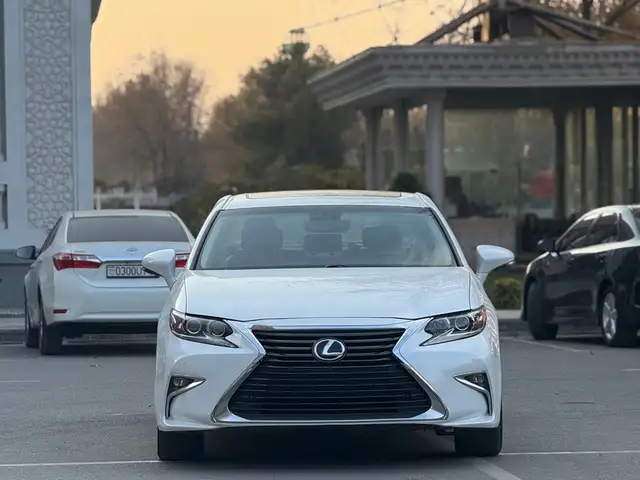 Lexus ES 2016 - Выбор фото 5
