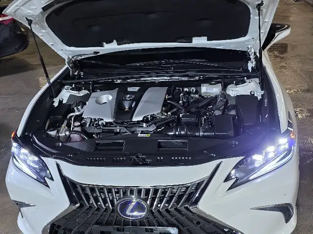 Lexus ES 2022 - Выбор фото 7