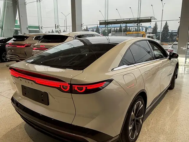 Mazda EZ-6 2025 - Выбор фото 4