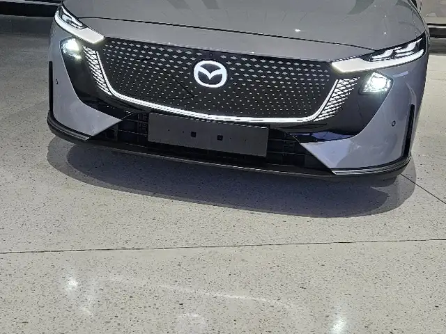 Mazda EZ-6 2025 - Выбор фото 1