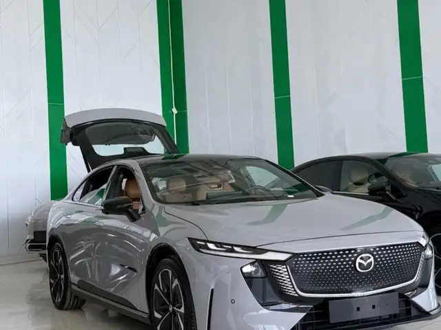 Mazda EZ-6 2025 - Выбор фото 2