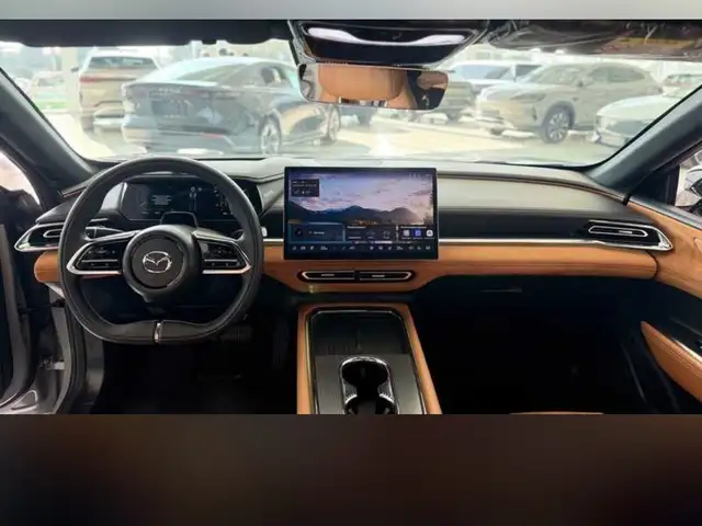 Mazda EZ-6 2025 - Выбор фото 5