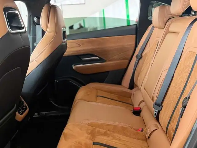 Mazda EZ-6 2025 - Выбор фото 6