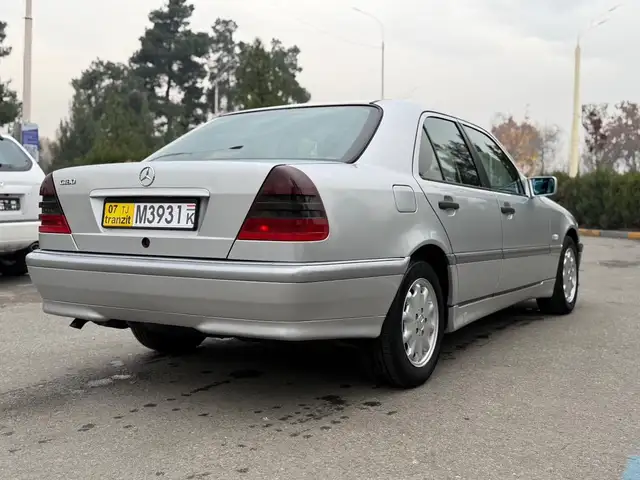 Mercedes -Benz C class 2000 - Выбор фото 2
