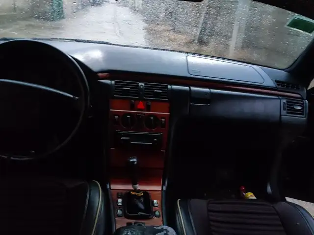 Mercedes -Benz E class 1997 - Выбор фото 6