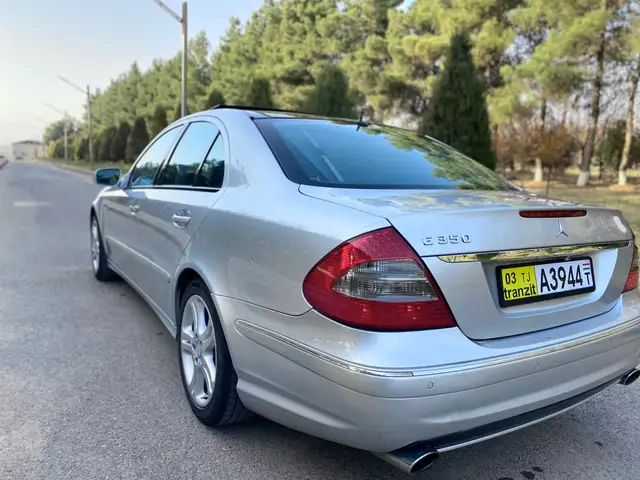 Mercedes -Benz E class 2008 - Выбор фото 5