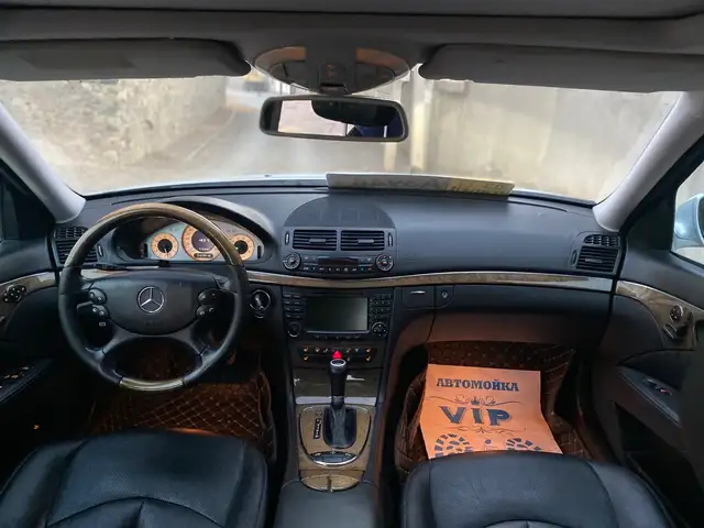 Mercedes -Benz E class 2008 - Выбор фото 7