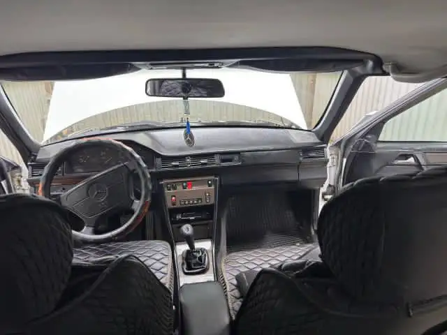 Mercedes -Benz W124 1992 - Выбор фото 2