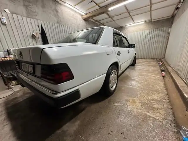 Mercedes -Benz W124 1992 - Выбор фото 6