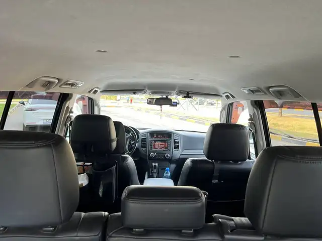 Mitsubishi Pajero 2012 - Выбор фото 2