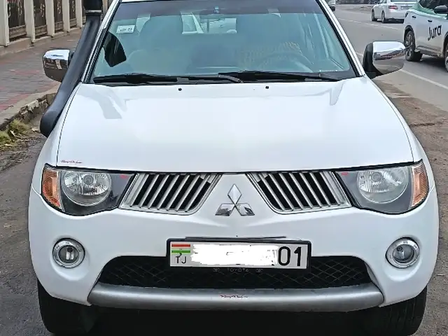 Mitsubishi L200 2009 - Выбор фото 3