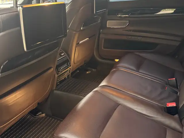 BMW 7 2015 - Выбор фото 6