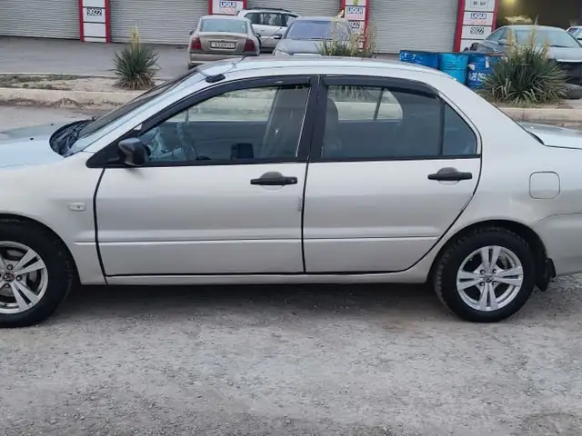 Mitsubishi Lancer 2005 - Выбор фото 1