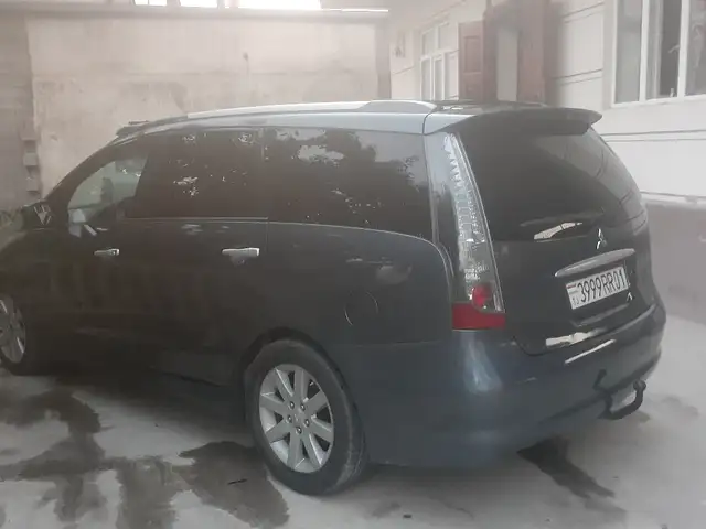 Mitsubishi Grandis 2007 - Выбор фото 2