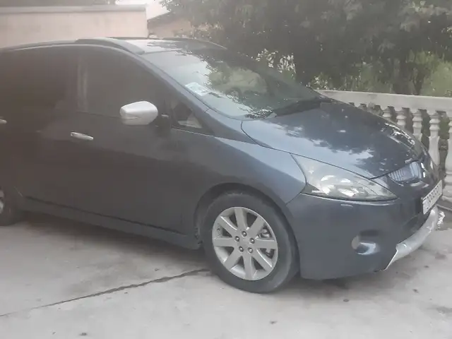 Mitsubishi Grandis 2007 - Выбор фото 3