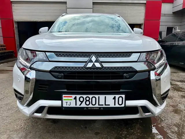 Mitsubishi Outlander 2021 - Выбор фото 1