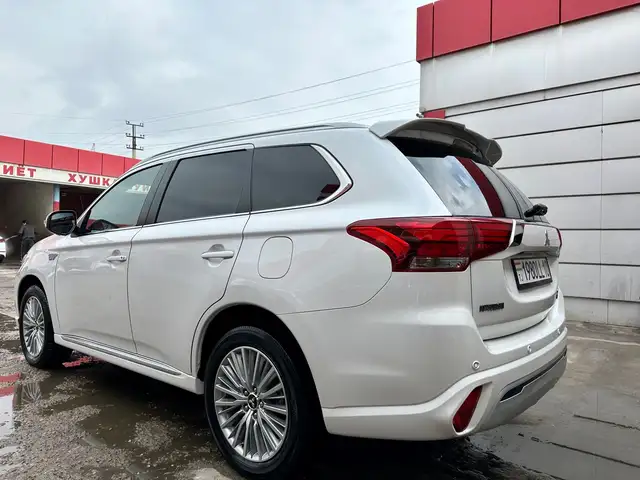 Mitsubishi Outlander 2021 - Выбор фото 6