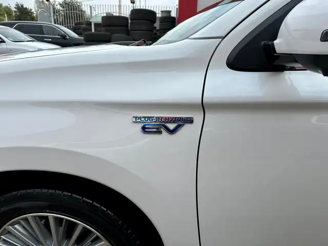 Mitsubishi Outlander 2021 - Выбор фото 8