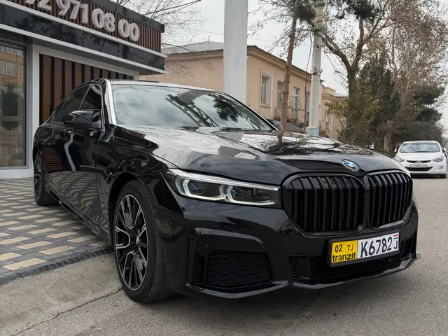 BMW 7 2012 - Выбор фото 1