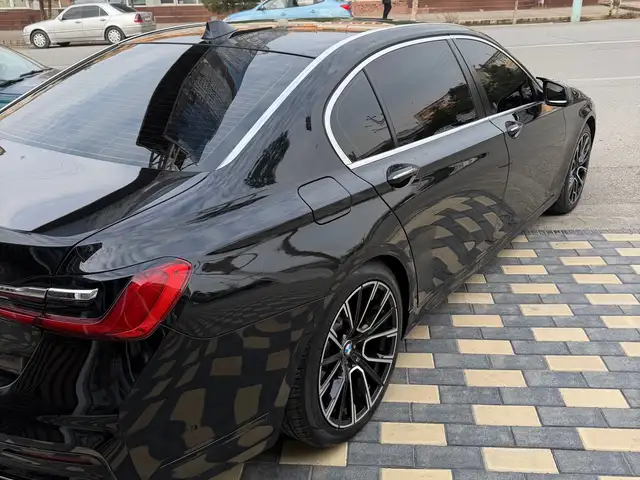 BMW 7 2012 - Выбор фото 6