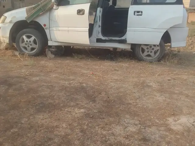 Mitsubishi Chariot 2000 - Выбор фото 6