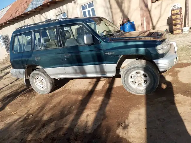 Mitsubishi Pajero Evolution 2002 - Выбор фото 2