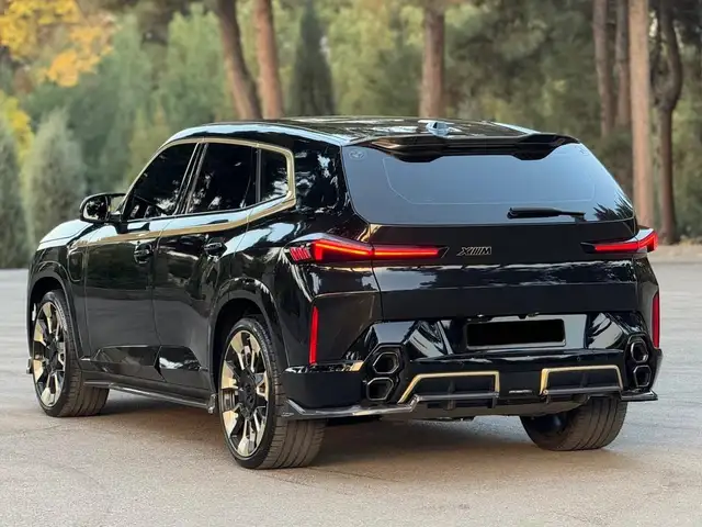 BMW XM 2024 - Выбор фото 4