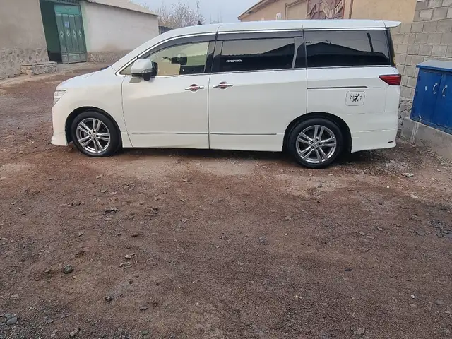 Nissan Elgrand 2014 - Выбор фото 2