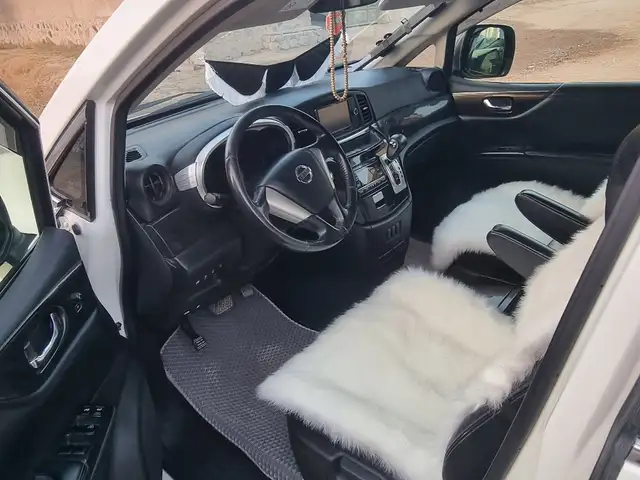 Nissan Elgrand 2014 - Выбор фото 6