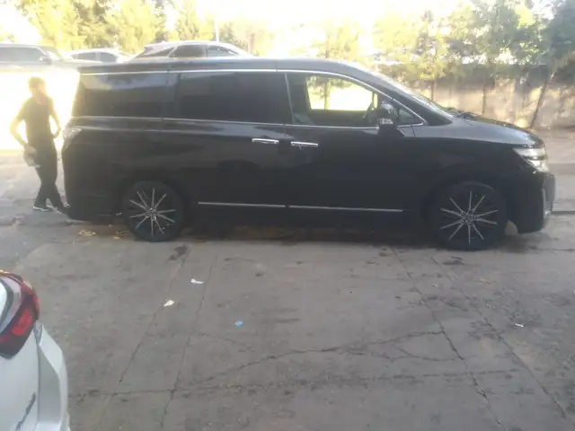 Nissan Elgrand 2014 - Выбор фото 2