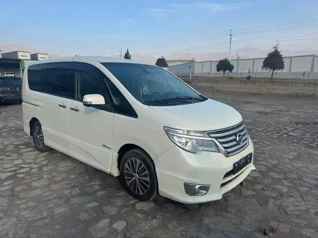 Nissan Serena 2015 - Выбор фото 4