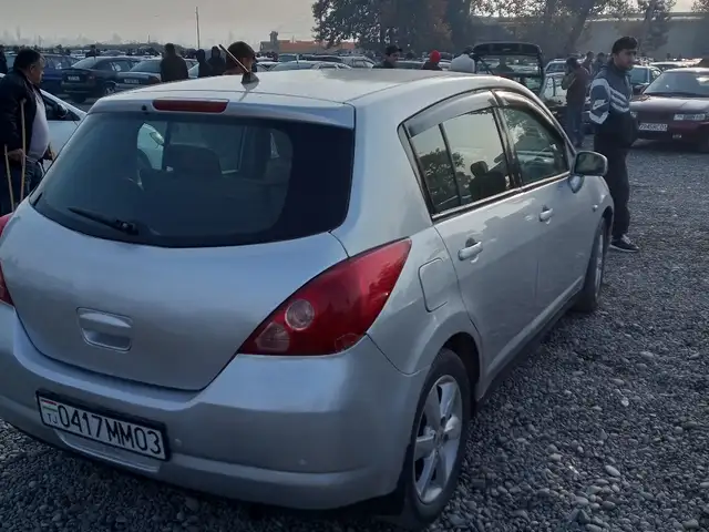 Nissan Tiida 2006 - Выбор фото 1