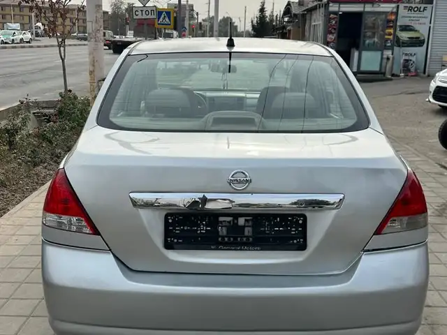 Nissan Tiida 2006 - Выбор фото 4