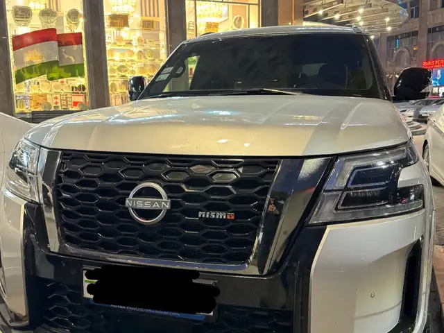 Nissan Patrol 2017 - Выбор фото 1