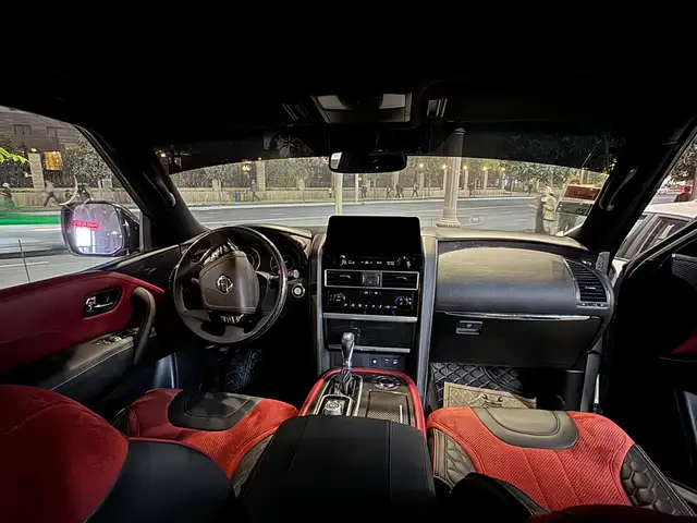 Nissan Patrol 2017 - Выбор фото 6