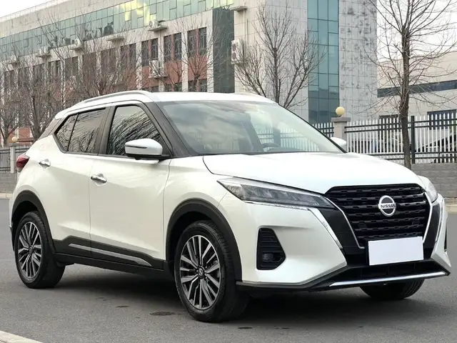 Nissan King Cab 2022 - Выбор фото 3