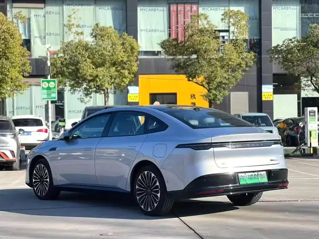 Nissan N7 2025 - Выбор фото 8