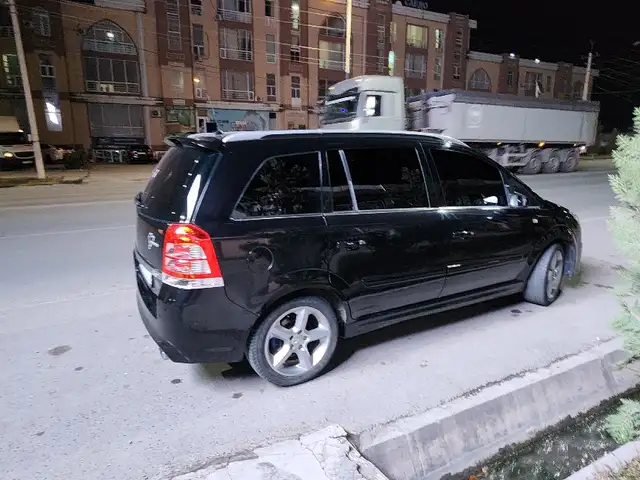 Opel Zafira 2007 - Выбор фото 4