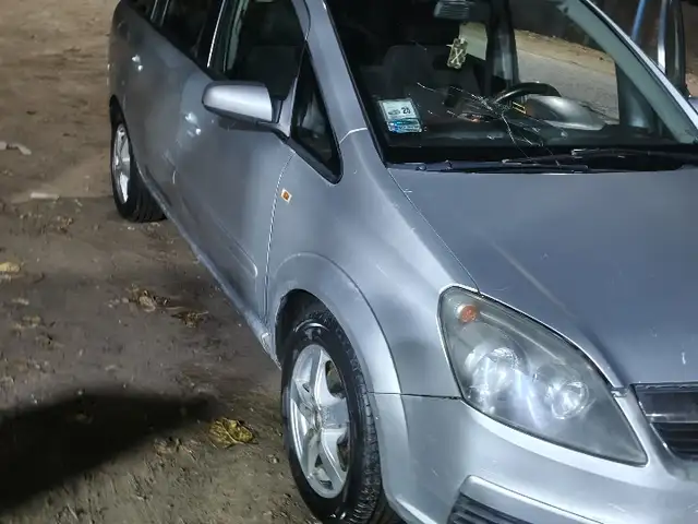 Opel Zafira 2007 - Выбор фото 3