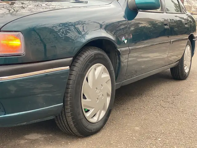 Opel Vectra A 1995 - Выбор фото 4